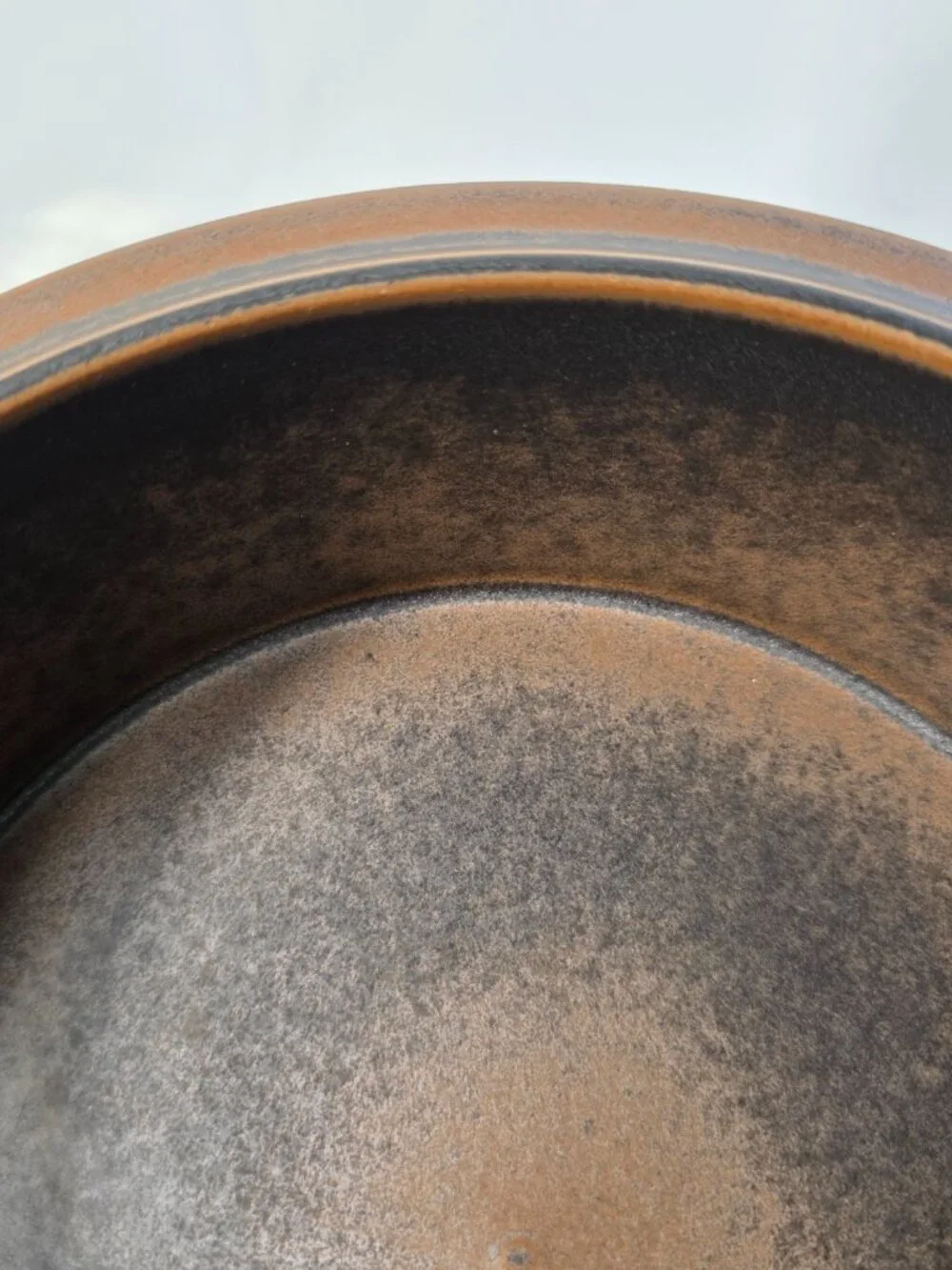 Arabia of Finland Rushka 9 Inch Round Serving Bowl Light & Dark Brown Spotted